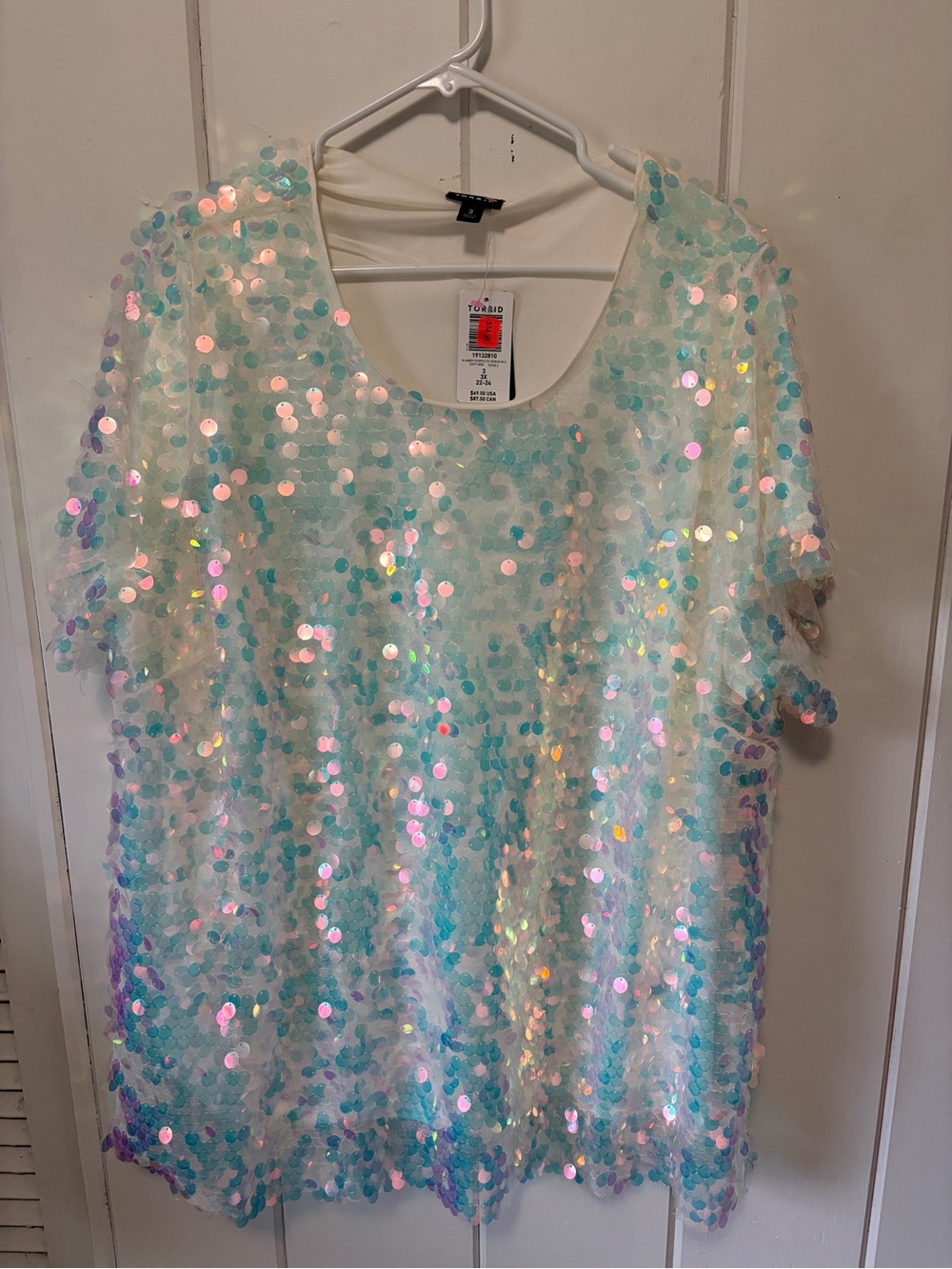torrid Iridescent Sequin Scoop Neck Short Sleeve Top - size 3